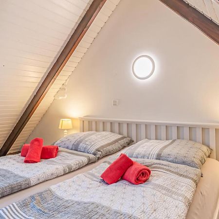 Cozy Apartment In Friedrichskoog With Kitchen Extérieur photo